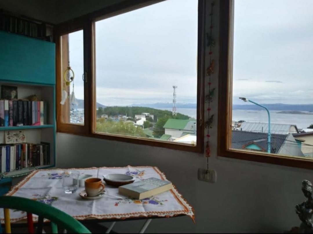 Alem Casa De Familia Hotell Ushuaia Eksteriør bilde